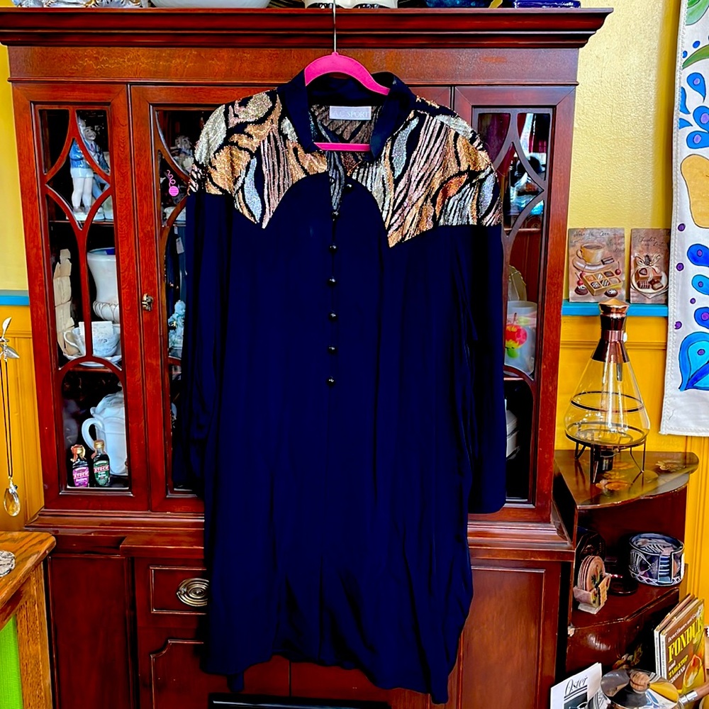 AC Sport long sleeve top w metallic accents 22W